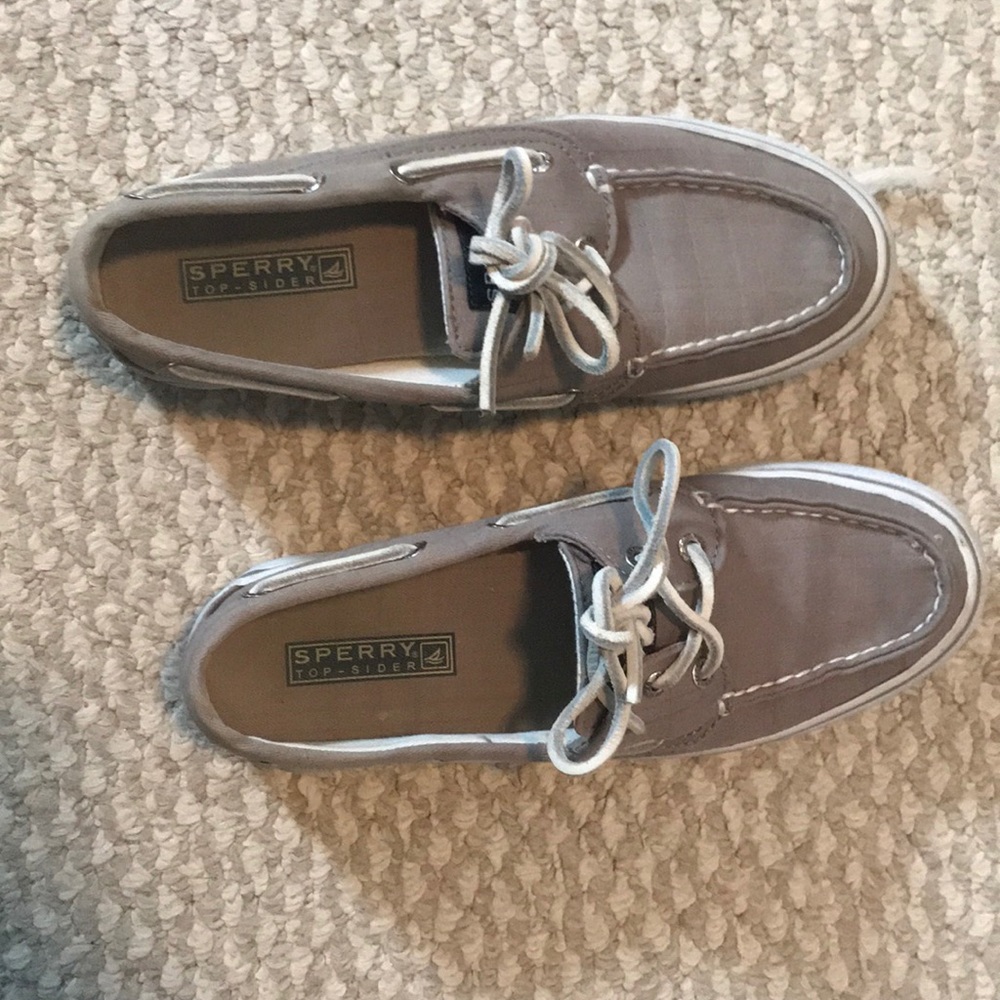 Sperry boat shoes